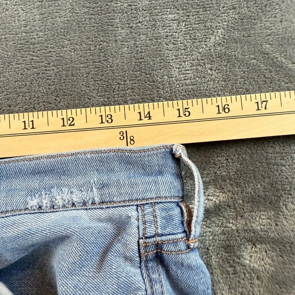 American Eagle Women's Jeans Baggy Jean Size 8 Distressed High Rise Light Wash - Picture 7 of 11